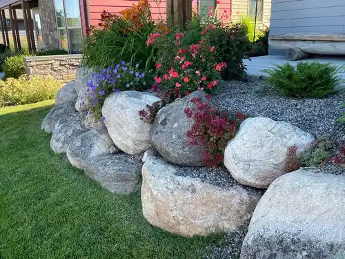 landscaping services North Alamo